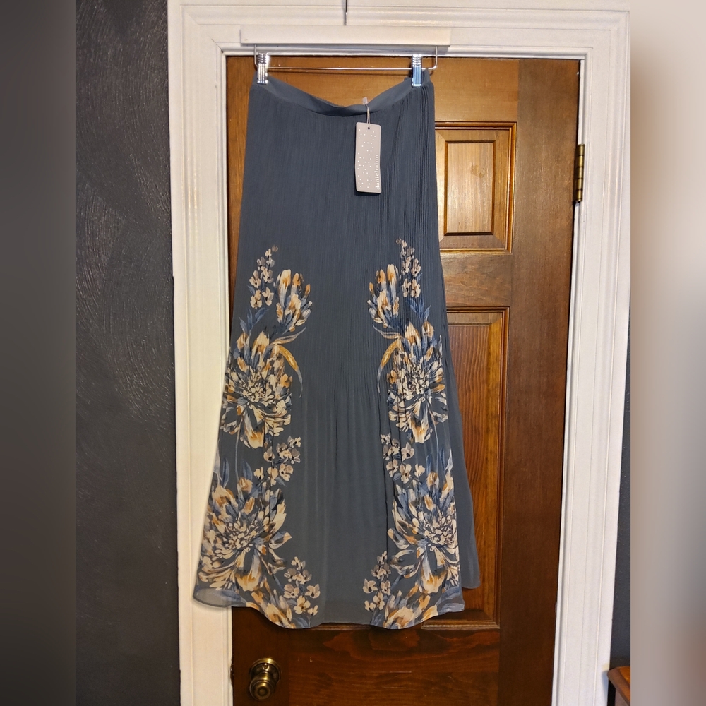 DANIEL RAINN Naomi Floral Midi Skirt - Slate Blue